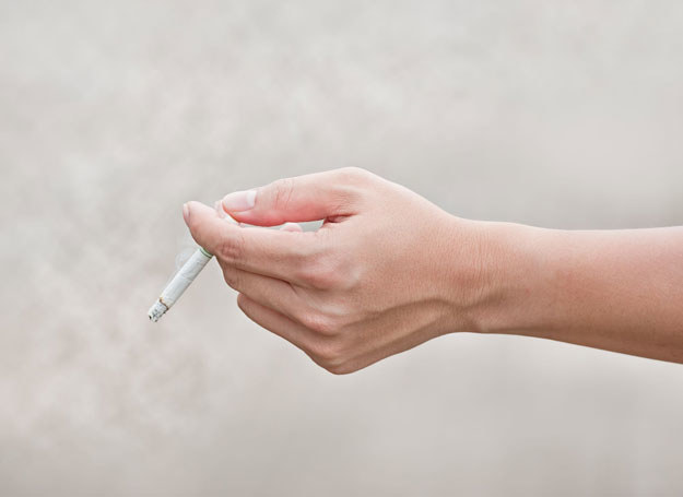Naczelna Izba Lekarska chce podwyżki cen najtańszych papierosów / Zdjęcie ilustracyjne /123RF/PICSEL