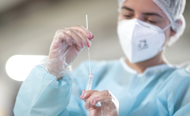 Naczelna Rada Aptekarska: Mieliśmy tak mało czasu, że 140 testujących aptek to sukces