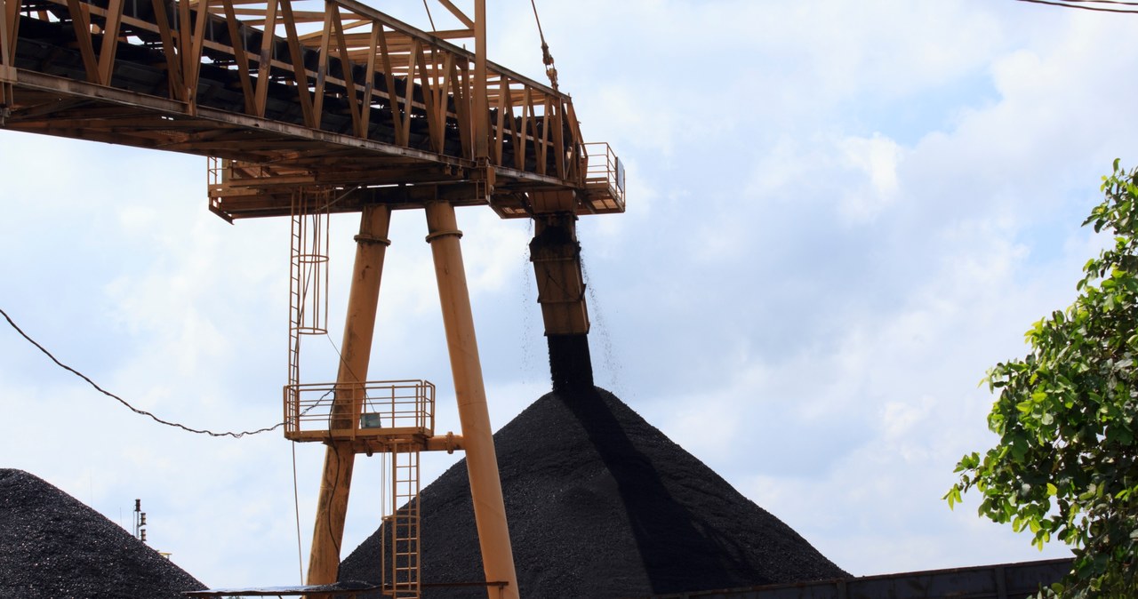 Naczelny Sąd Administracyjny w Czechach odrzucił wniosek Wód Polskich, które zaskarżyły działalność przygranicznych kopalni węgla naszych południowych sąsiadów /123RF/PICSEL