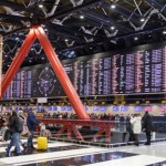 Moskwa Nad Moskwę nadleciały drony. Rosjanie zamknęli lotniska