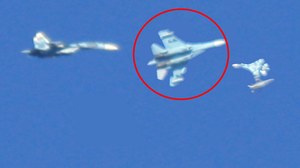 Nad tajną Strefą 51 rosyjski myśliwiec Su-27 walczył z F-16