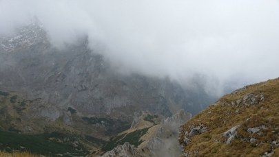 Nad Tatrami mogą przejść gwałtowne burze. TOPR apeluje do turystów