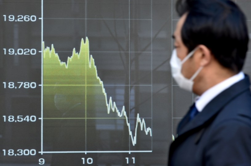 Nadchodząca recesja może jeszcze uderzyć w rynki giełdowe /AFP