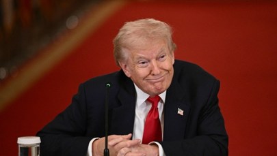 Nadchodzi "bardzo mocne" uderzenie na Iran. Trump mówi o "całkowitym zniszczeniu"