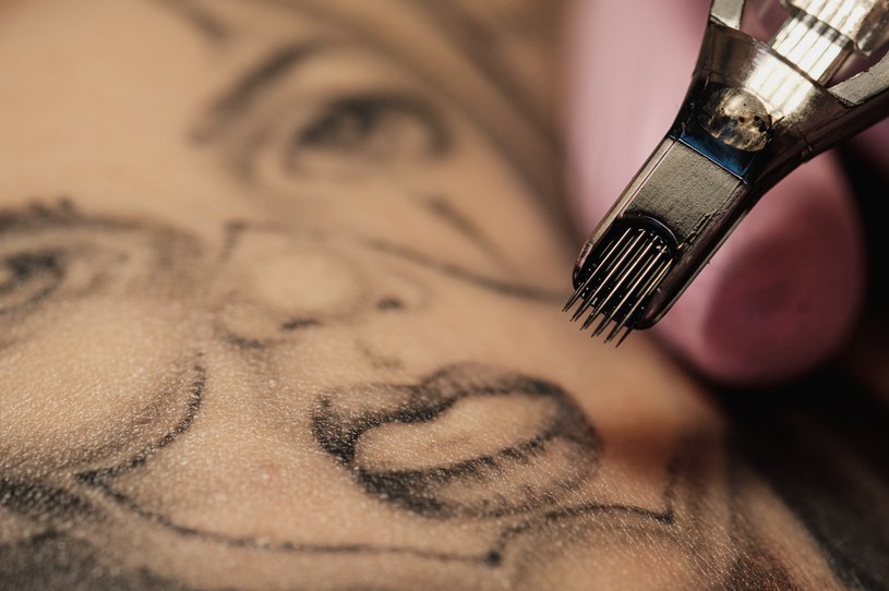 Nadchodzi nowa moda na tatuaże z Elden Ring? /123RF/PICSEL