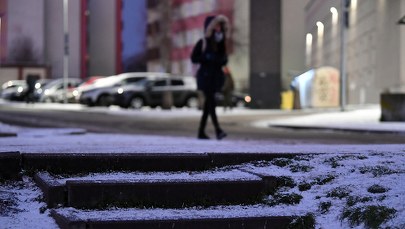 Nadchodzi zima. "Poważna zmiana i wtargnięcie mroźnego powietrza" 