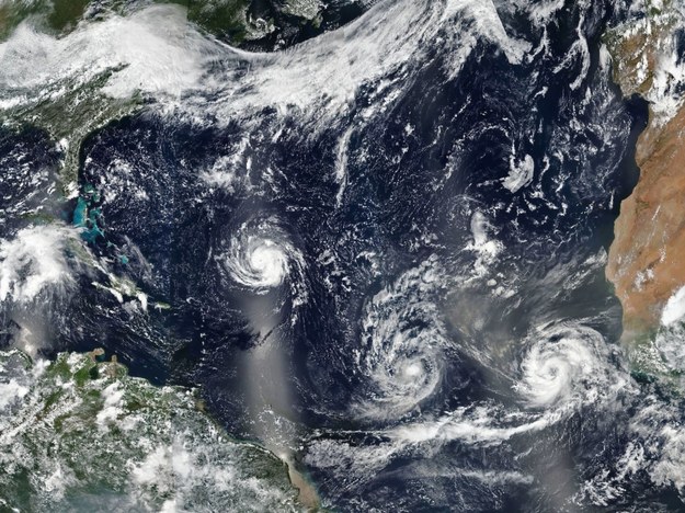 Nadciąga huragan Florence /NASA HANDOUT /PAP/EPA