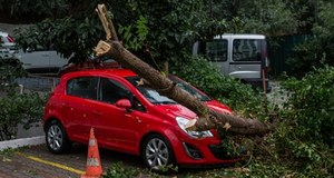 Nadciągają gwałtowne burze z gradem. Sprawdź, gdzie uderzą najmocniej