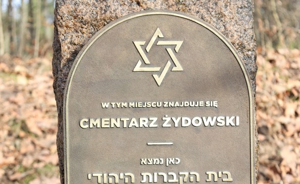 Nadleśnictwo Tuszyma uporządkowało żydowski cmentarz