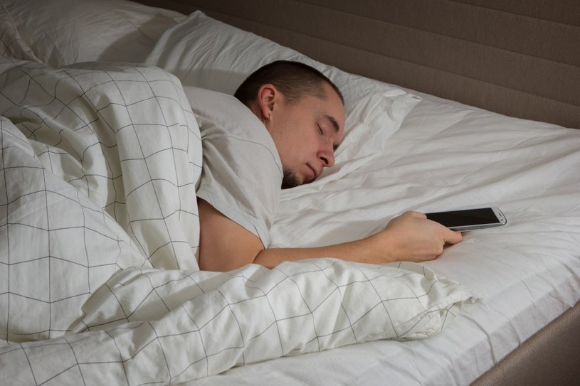 Nadmiar snu też może szkodzić /123RF/PICSEL