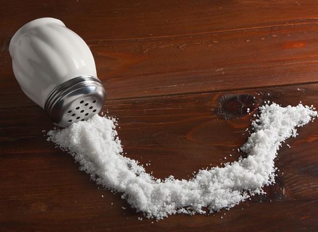 Nadmiar soli szkodzi, niezależnie skąd ona pochodzi /&copy; Panthermedia