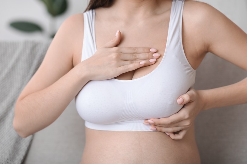 Nadwrażliwość piersi w ciąży? Winny może być wysoki poziom progesteronu /123RF/PICSEL