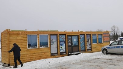 Nadzór budowlany przygląda się "patowypożyczalniom" przy stokach