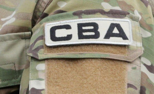 Nadzorca sądowy i kilku przedsiębiorców na ławie oskarżonych