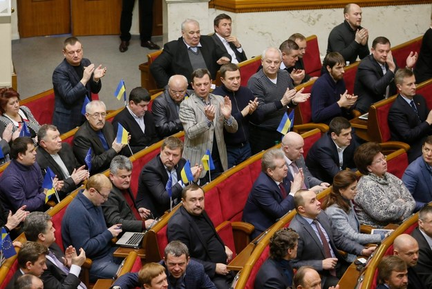 Nadzwyczajna sesja obrad parlamentu /SERGEY DOLZHENKO /PAP/EPA
