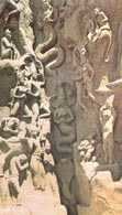 Naga, fragment reliefu "Zejście Gangesu na Ziemię" w Mahabalipuram /Encyklopedia Internautica