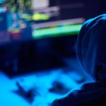 oszustwo internetowe Nagie zdjęcia w internecie. Policjanci zatrzymali szantażystów