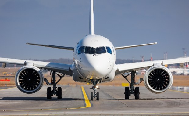 Nagle zaczął tracić wysokość. Uziemili tysiące samolotów