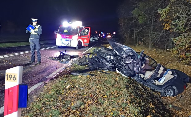 Nagle zjechał na przeciwległy pas ruchu. Trzy osoby ciężko ranne, lądował LPR