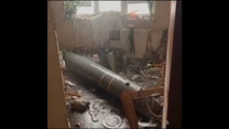 Nagranie ataku rakietowego na dzielnice mieszkaniowe Charkowa