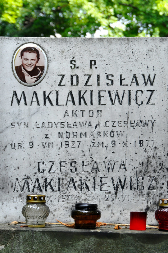 Nagrobek Zdzisława Maklakiewicza /Wojtek Szwej /East News