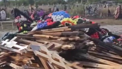 Nagrobki wagnerowców zrównane z ziemią. Jaki jest powód?