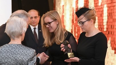 Nagroda Orła Jana Karskiego pośmiertnie przyznana Pawłowi Adamowiczowi