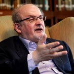 Nagroda za zabicie Salmana Rushdiego powiększona o 600 tys. dolarów