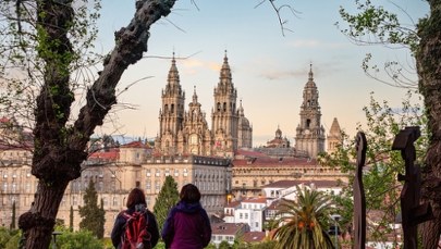 Najazd turystów sprawił, że "miasto się wyludniło". Mieszkańcy stawiają opór