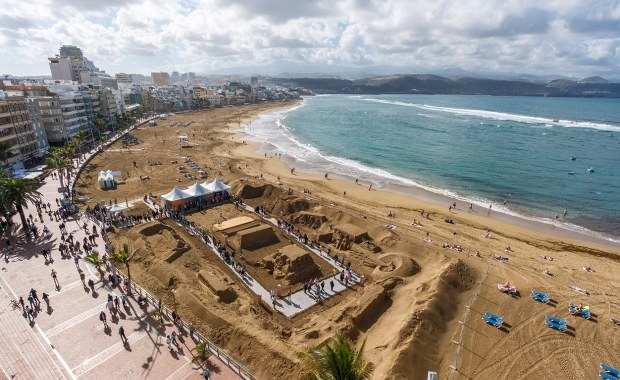 Najbardziej niezwykła szopka bożonarodzeniowa w Europie. Piaskowe cuda na Wyspach Kanaryjskich