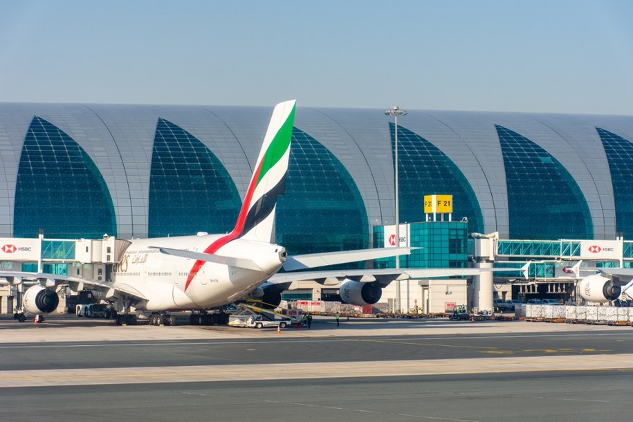 Najbardziej ruchliwe lotnisko świata w Dubaju zostanie zamknięte w 2035 roku. Wszystkie loty przeniesione będą do nowego Al Maktoum International Airport (DWC) /Shutterstock