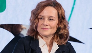 Najbardziej zagadkowa femme fatale hitu TVP. Kim tak naprawdę jest jej postać?