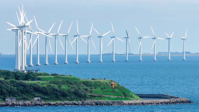 Najbogatszy Polak chce zbudować dużą farmę wiatrową na Morzu Bałtyckim /Geekweek