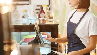 Najciemniej pod latarnią. Bar w urzędzie skarbowym nie wydawał paragonów 