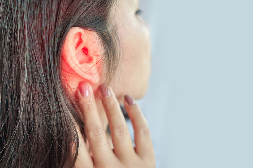 Najczęściej lekarze diagnozują stan zapalny ucha zewnętrznego /123RF/PICSEL