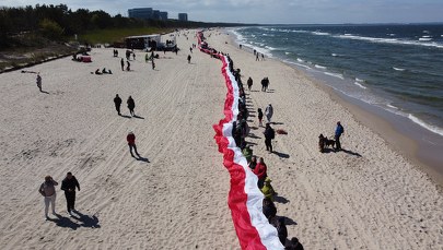 Najdłuższa flaga narodowa. Rekord ustanowiono w Międzyzdrojach