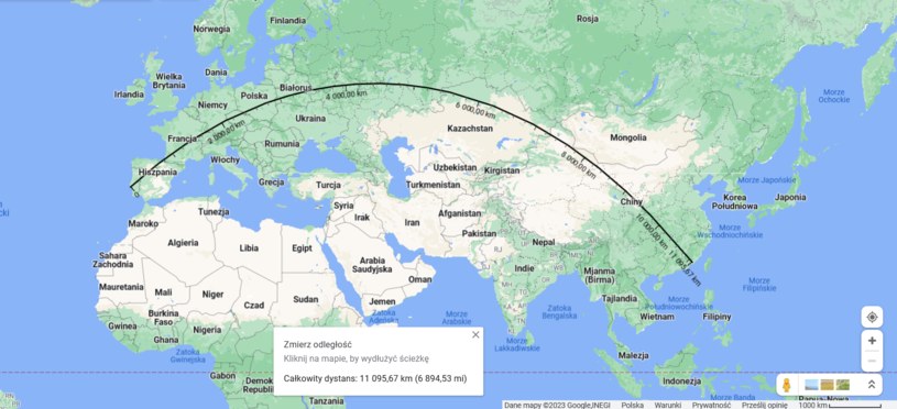 Najdłuższa trasa z Europy po linii prostej /Google Maps /domena publiczna