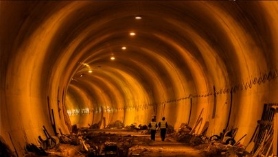 Najdłuższy podmorski tunel świata. 8-godzinną podróż skróci do 40 minut