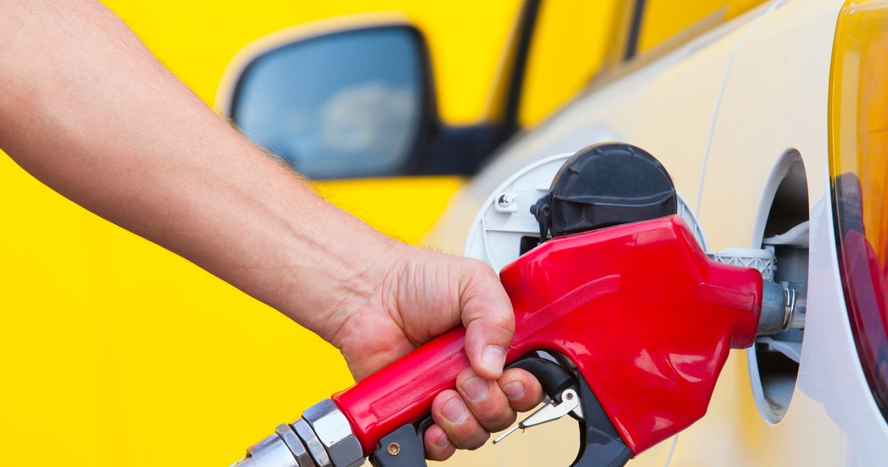 Najdroższe paliwa są dziś na Kujawach i Pomorzu - tam Pb95 i olej napędowy kosztują przeciętnie 6,99 i 8,11 zł/l /123RF/PICSEL