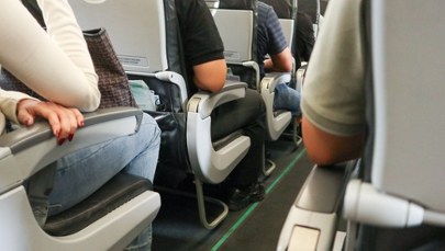 Najgorsze miejsca w samolocie. Unikaj ich, planując wakacje