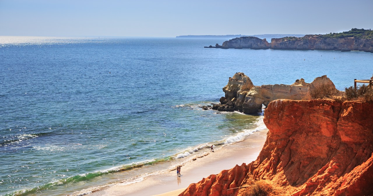 Najlepsza destynacja plażowa na świecie została wybrana. Leży w Europie i oferuje ponad 150 plaż /Pixel