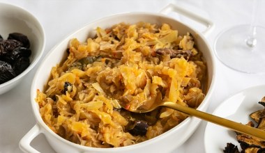 Najlepsza kapusta z grzybami i grochem na wigilię. Niezbyt kwaśna, idealne proporcje i smak 