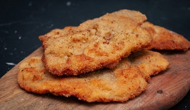 Najlepsza marynata do schabowych. Kotlety są soczyste, mięciutkie, wręcz rozpływają się w ustach