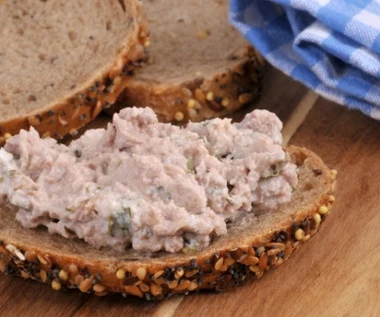 Najlepsza pasta do chleba, syci na długo i dba o zdrowe kości. Mózg lepiej pracuje, odporność rośnie