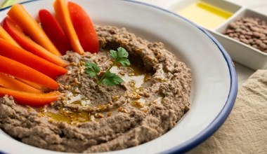 Najlepsza pasta do kanapek bez jajek i sera. Jest turbo zdrowa, wspomaga na serce, krążenie i nadciśnienie