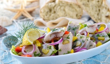 Najlepsza sałatka adwentowa. Babcia robiła ją co roku i wszyscy się zajadali