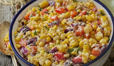 Najlepsza sałatka z kukurydzy, smak jak z Meksyku. Zrobię na sylwestra, goście będą się zajadać