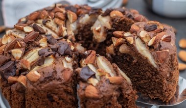 Najlepsze ciasto korzenne z bananami i bakaliami. Prosty przepis