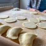 Najlepsze ciasto na pierogi. Jest sprężyste, delikatne i nie rozpada się w gotowaniu