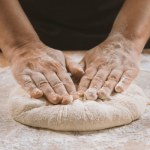 Najlepsze ciasto na pizzę, jak z włoskiej trattorii. Wszyscy będą brać od ciebie przepis